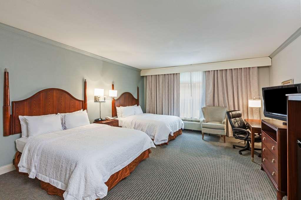 Hampton Inn & Suites Houston-Westchase Номер фото