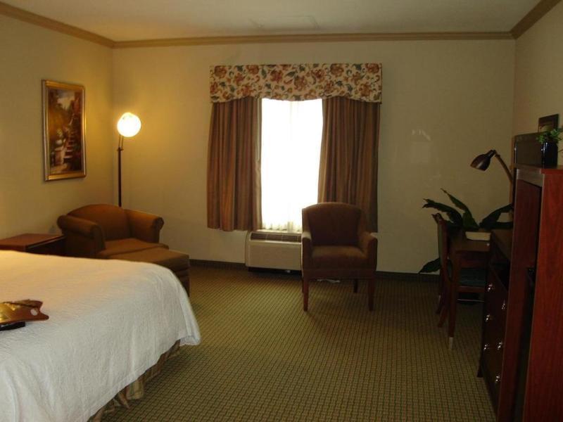 Hampton Inn & Suites Houston-Westchase Экстерьер фото