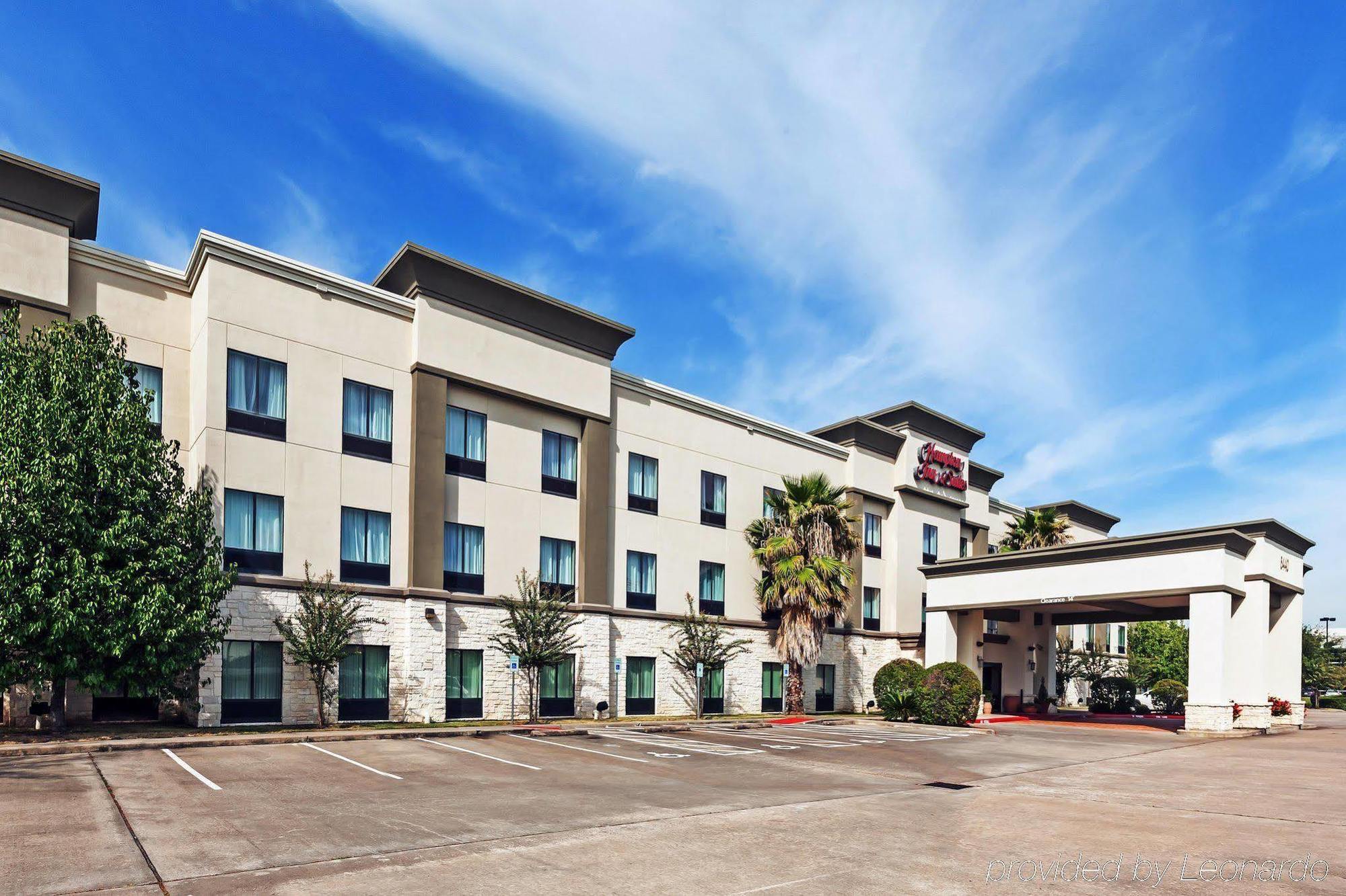 Hampton Inn & Suites Houston-Westchase Экстерьер фото