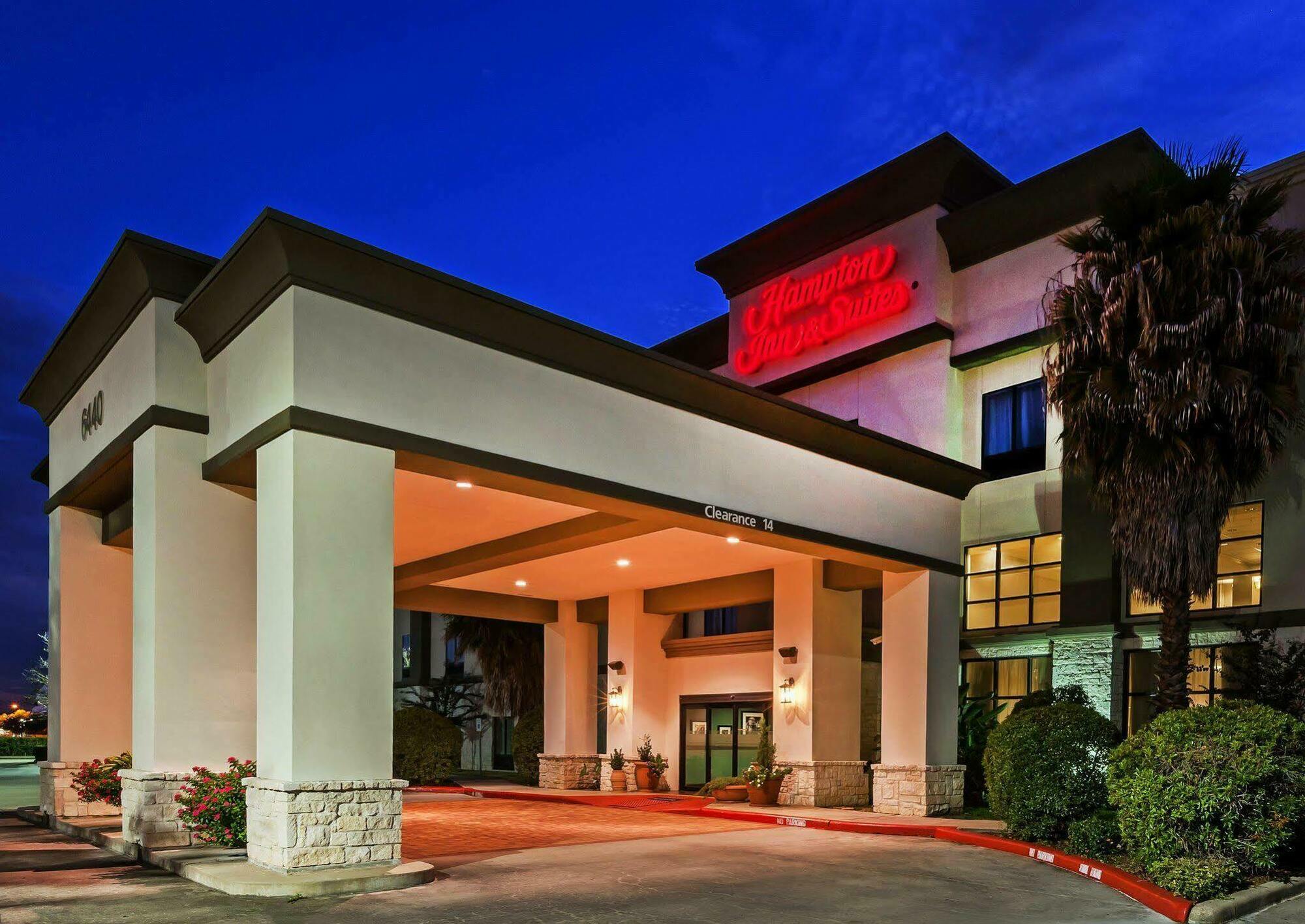 Hampton Inn & Suites Houston-Westchase Экстерьер фото
