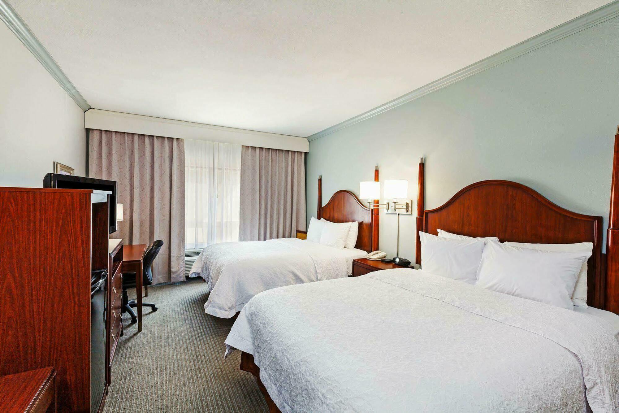 Hampton Inn & Suites Houston-Westchase Экстерьер фото