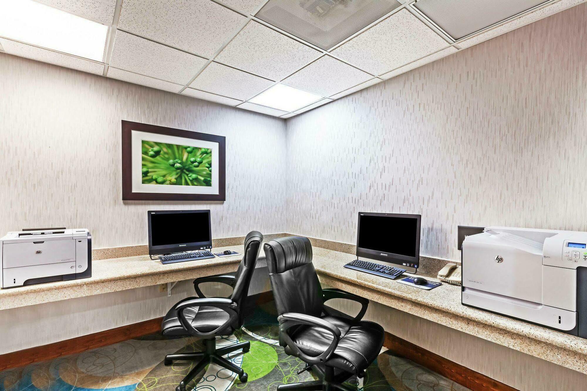 Hampton Inn & Suites Houston-Westchase Экстерьер фото